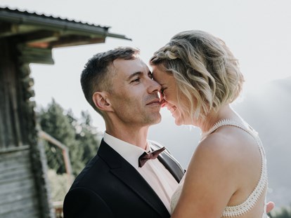 Hochzeitsfotos - Tirol - Eine Traumhochzeit auf der Zillertaler Wiesenalm - Shots Of Love - Barbara Weber Photography