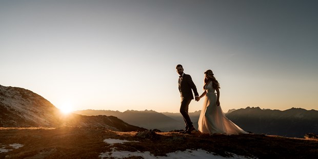 Hochzeitsfotos - Tirol - After Wedding Shooting in den Tiroler Alpen  - Blitzkneisser