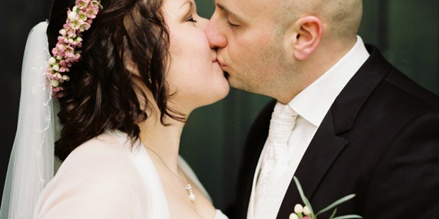 Hochzeitsfotos - Copyright und Rechte: Bilder auf Social Media erlaubt - Sachsen - Florian & Julia
