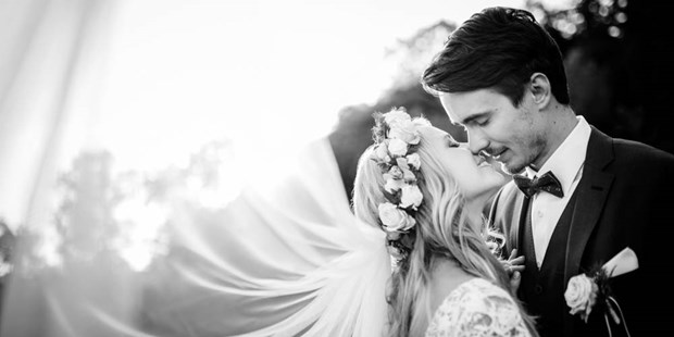 Hochzeitsfotos - Copyright und Rechte: Bilder auf Social Media erlaubt - Laßnitzhöhe - Ulf Thausing Photography