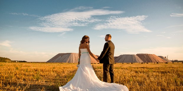 Hochzeitsfotos - Möckern (Jerichower Land) - Wundervolle Hochzeit von Katharina und Alexander in Weißrussland  - Maks Yasinski
