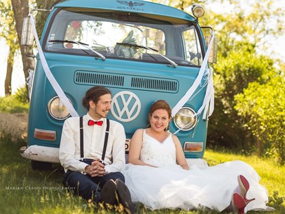 Hochzeitsfotos - Copyright und Rechte: Bilder auf Social Media erlaubt - Lanzenkirchen - Marian Csano