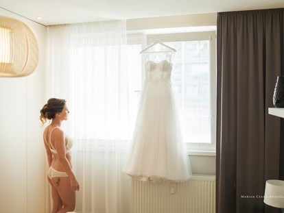 Hochzeitsfotos - Art des Shootings: Fotostory - Pillersdorf - Marian Csano