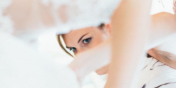 Hochzeitsfotos - Copyright und Rechte: Bilder privat nutzbar - Burgenland - getting ready - WK photography