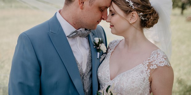 Hochzeitsfotos - Copyright und Rechte: Bilder auf Social Media erlaubt - Ragnitz - Hochzeit in Mörbisch  - Pixellicious