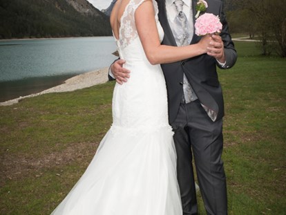 Hochzeitsfotos - Copyright und Rechte: Bilder auf Social Media erlaubt - Füssen - Josefine Ickert