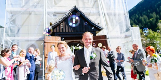 Hochzeitsfotos - Art des Shootings: Portrait Hochzeitsshooting - Bezirk Feldkirch - MARKUS BISCHOF FOTOGRAFIE