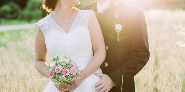 Hochzeitsfotos - Copyright und Rechte: Bilder auf Social Media erlaubt - MARIBOR - Michaela Begsteiger