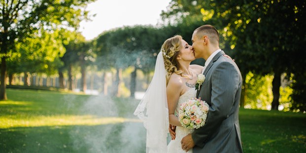 Hochzeitsfotos - Copyright und Rechte: Bilder auf Social Media erlaubt - Eckernförde - Alexa Geibel