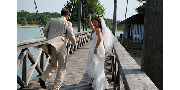 Hochzeitsfotos - Fotostudio - Neusiedler See - Spass beim Heiraten...;-) - Barbara Wagner momentissimo.at