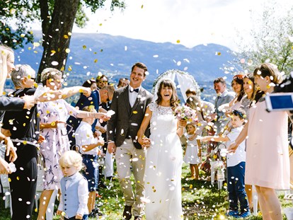 Hochzeitsfotos - Art des Shootings: Hochzeits Shooting - Sankt Georgen bei Salzburg - Verena & Thomas Schön - Hochzeitsfotografen in Kärnten & Österreich