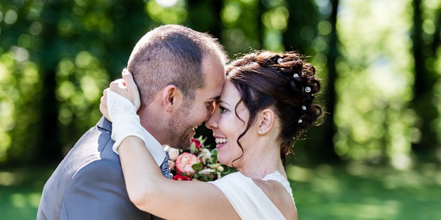 Hochzeitsfotos - Fotostudio - Thun - Brautpaar - hochzeits-fotografen.ch