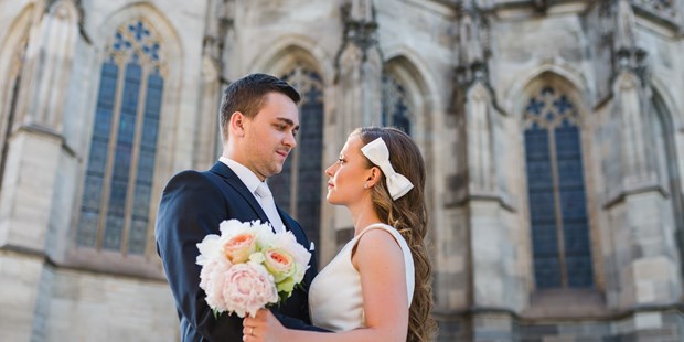 Hochzeitsfotos - Copyright und Rechte: Bilder auf Social Media erlaubt - Aschendorf - Monika Inczeova