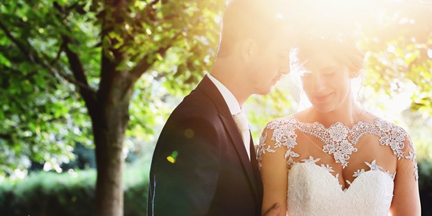 Hochzeitsfotos - Copyright und Rechte: Bilder auf Social Media erlaubt - Studenzen - Aleksander Regorsek - Destination wedding photographer