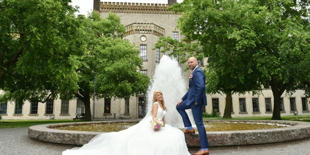 Hochzeitsfotos - Copyright und Rechte: keine Vervielfältigung erlaubt - Bockhorn (Friesland) - Paarshooting in Bielefeld co Bork - diehochzeitsfotografin.de