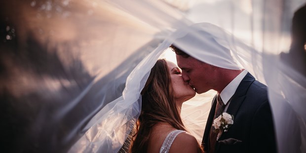 Hochzeitsfotos - Copyright und Rechte: Bilder auf Social Media erlaubt - Kärnten - Roman Huditsch Fotografie