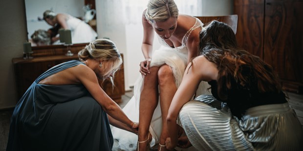 Hochzeitsfotos - Art des Shootings: Trash your Dress - Hallein - Roman Huditsch Fotografie