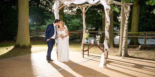 Hochzeitsfotos - Copyright und Rechte: Bilder auf Social Media erlaubt - Hiddenhausen - T & P Fotografie