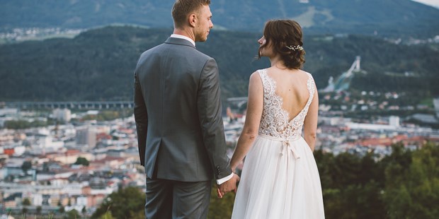 Hochzeitsfotos - Copyright und Rechte: Bilder auf Social Media erlaubt - Füssen - Die Lichtbildnerei - Hochzeitsfotograf Tirol - Die Lichtbildnerei