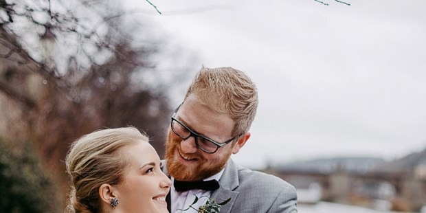 Hochzeitsfotos - Copyright und Rechte: Bilder auf Social Media erlaubt - Bayern - Juliane Kaeppel - authentic natural wedding photography
