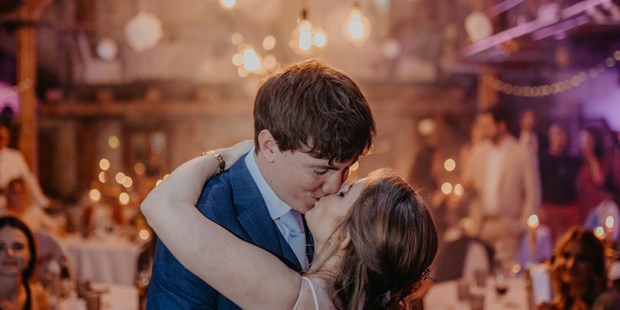 Hochzeitsfotos - Copyright und Rechte: Bilder auf Social Media erlaubt - Tumeltsham - Lichtflut