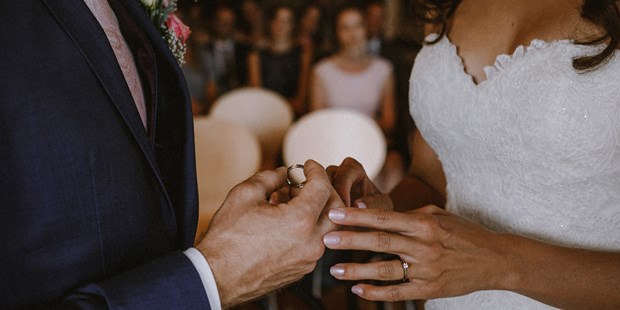 Hochzeitsfotos - Copyright und Rechte: Bilder auf Social Media erlaubt - Brünn (Südmährische Region) - Bilder von Herzen