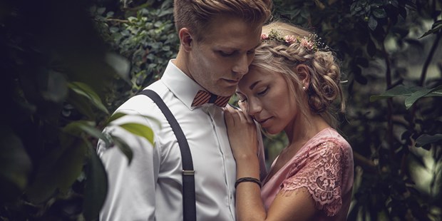 Hochzeitsfotos - Art des Shootings: Trash your Dress - Wuppertal - Lars Gode Weddingphotography