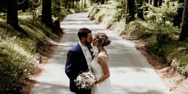 Hochzeitsfotos - Copyright und Rechte: Bilder auf Social Media erlaubt - Wildsteig - Felix Dallago