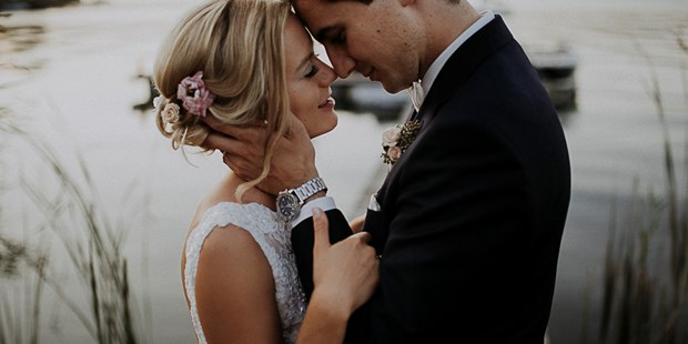 Hochzeitsfotos - Videografie buchbar - Bad Vöslau - BLISS & DELIGHT AUTHENTIC WEDDING PHOTOS AND VIDEOS