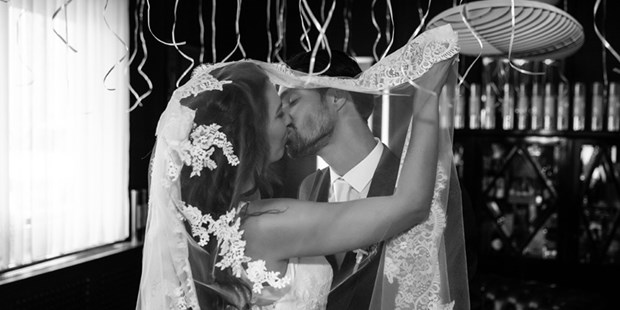 Hochzeitsfotos - Copyright und Rechte: Bilder auf Social Media erlaubt - Koppl (Koppl) - Hochzeit Salzburg und Attersee - Mathias Suchold