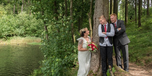 Hochzeitsfotos - Art des Shootings: Portrait Hochzeitsshooting - Niedersachsen - Toska Pelle