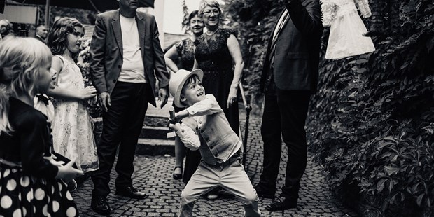 Hochzeitsfotos - Art des Shootings: Trash your Dress - Suhl - Ruben Venturo Fotografie