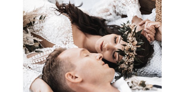 Hochzeitsfotos - Copyright und Rechte: Bilder auf Social Media erlaubt - Tutzing - Studio8 | Florian Weilbold