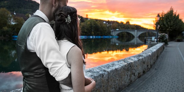 Hochzeitsfotos - Copyright und Rechte: Bilder auf Social Media erlaubt - Thun - Sonnenuntergang geniessen.... - Jeannine Good