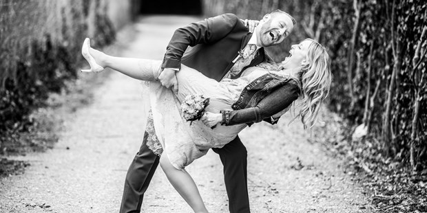 Hochzeitsfotos - Copyright und Rechte: Bilder dürfen bearbeitet werden - Elsbethen - Hauptsache Spaß - Dein schönster Tag - Hochzeitsfotografie