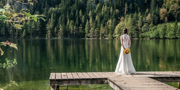 Hochzeitsfotos - Copyright und Rechte: Bilder dürfen bearbeitet werden - Timelkam - Florian Pollak - visualica.com