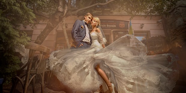 Hochzeitsfotos - Fotobox mit Zubehör - Andorf - Hochzeitsfotograf Alex bogutas, Ukraine - Alex Bogutas