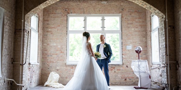 Hochzeitsfotos - Art des Shootings: Portrait Hochzeitsshooting - Seenplatte - Lichtblicke Jula Welzk