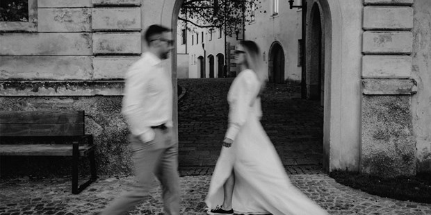 Hochzeitsfotos - Art des Shootings: After Wedding Shooting - Region Hausruck - Heiraten in Wels Oberösterreich - Paarshooting Hochzeit - Kosia Photography
