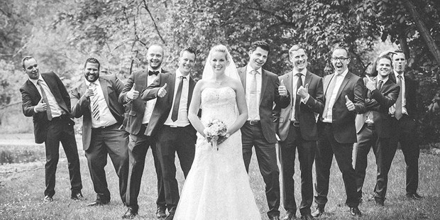 Hochzeitsfotos - Copyright und Rechte: Bilder dürfen bearbeitet werden - Mücke - emotionale und authentische Hochzeitsfotografie. 
Mehr auf www.hamidan.de - Gülten Hamidanoglu