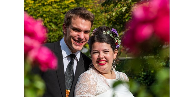 Hochzeitsfotos - zweite Kamera - Itingen - Standesamt .... die erste Stufe zum gemeinsamen Glück - Markus Eymann