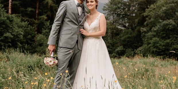 Hochzeitsfotos - Copyright und Rechte: Bilder auf Social Media erlaubt - Vorarlberg - Simone Mitgutsch Fotografie 