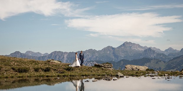 Hochzeitsfotos - Fotobox alleine buchbar - Vorarlberg - Wild Embrace Photography GmbH 