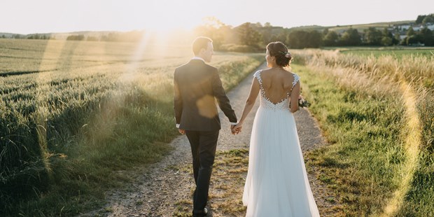 Hochzeitsfotos - Art des Shootings: After Wedding Shooting - Waldsee - Hochzeitsfotos mit Gegenlicht - Matthias Raith Hochzeitsfotograf