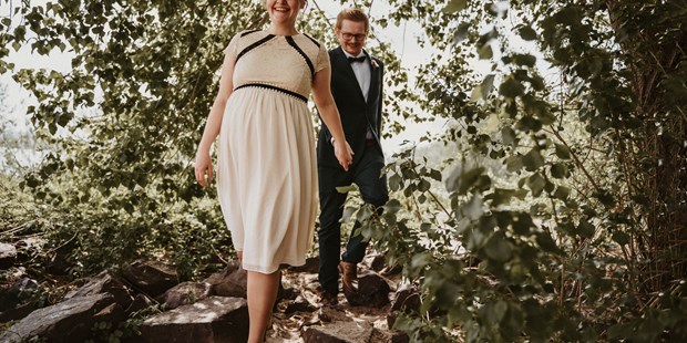 Hochzeitsfotos - Copyright und Rechte: Bilder auf Social Media erlaubt - Duisburg - Verliebtes Hochzeitspaar - Boris Hoika