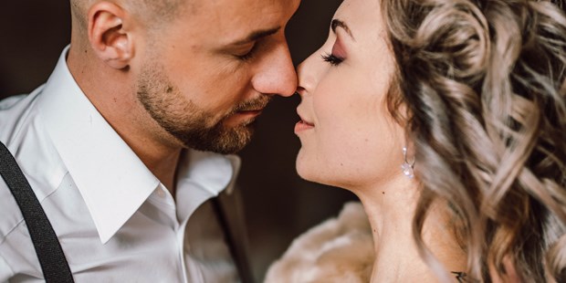 Hochzeitsfotos - Copyright und Rechte: Bilder auf Social Media erlaubt - Döbeln - forever in love - Fotografie
