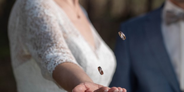Hochzeitsfotos - Copyright und Rechte: Bilder auf Social Media erlaubt - Plessa - forever in love - Fotografie