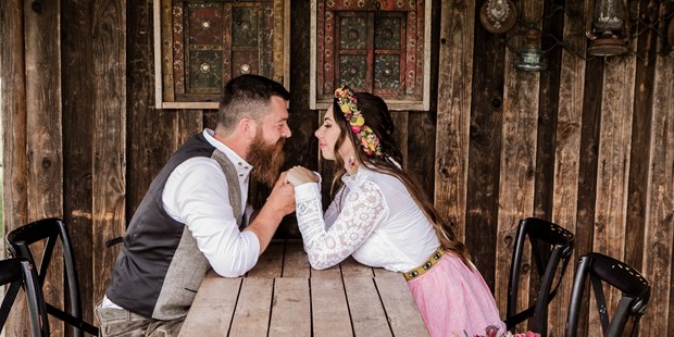 Hochzeitsfotos - Fotobox mit Zubehör - Gutau - Tina Vega-Wilson
