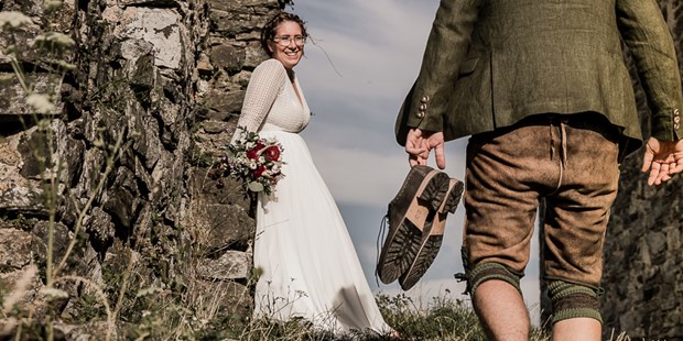 Hochzeitsfotos - Art des Shootings: Trash your Dress - Unterhautzental - Tina Vega-Wilson