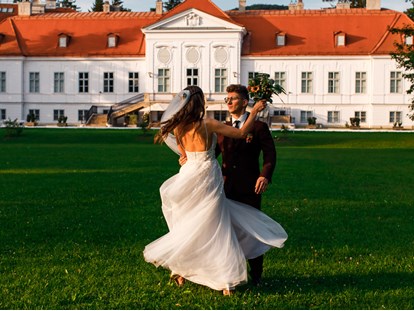 Hochzeitsfotos - Fotostudio - Wiener Neustadt - © Adrian Almasan | www.adrianalmasan.com
Hochzeitsfotograf - Adrian Almasan